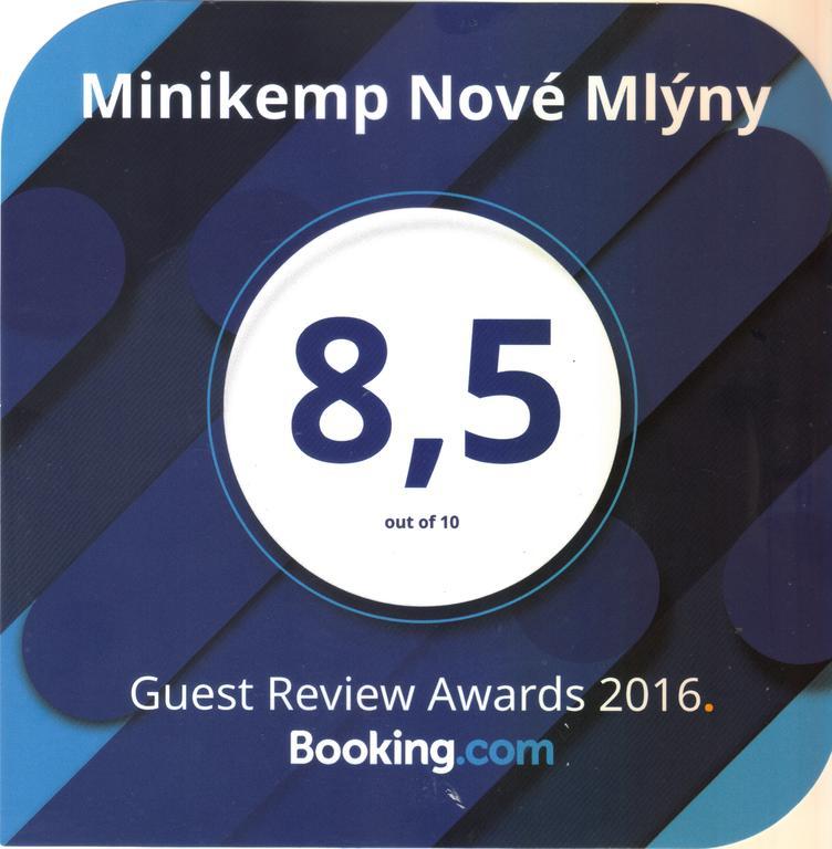U Novomlynske Nadrze Hotel Nové Mlýny Kültér fotó